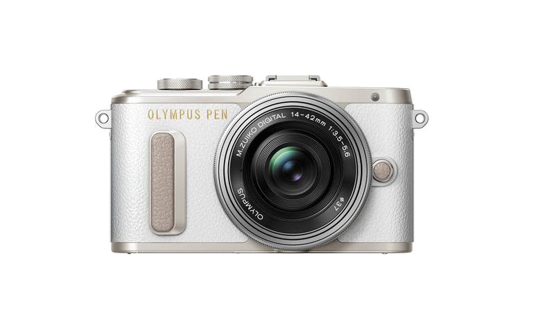 OLYMPUS PEN E-PL8 DSLM INTERCHANGEABLE LENS CAMERA (WHITE)